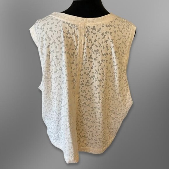 All in Motion Tank Top Breathable Stretchable Fabric Relaxed Fit Cream W 3X NWT - Picture 2 of 6